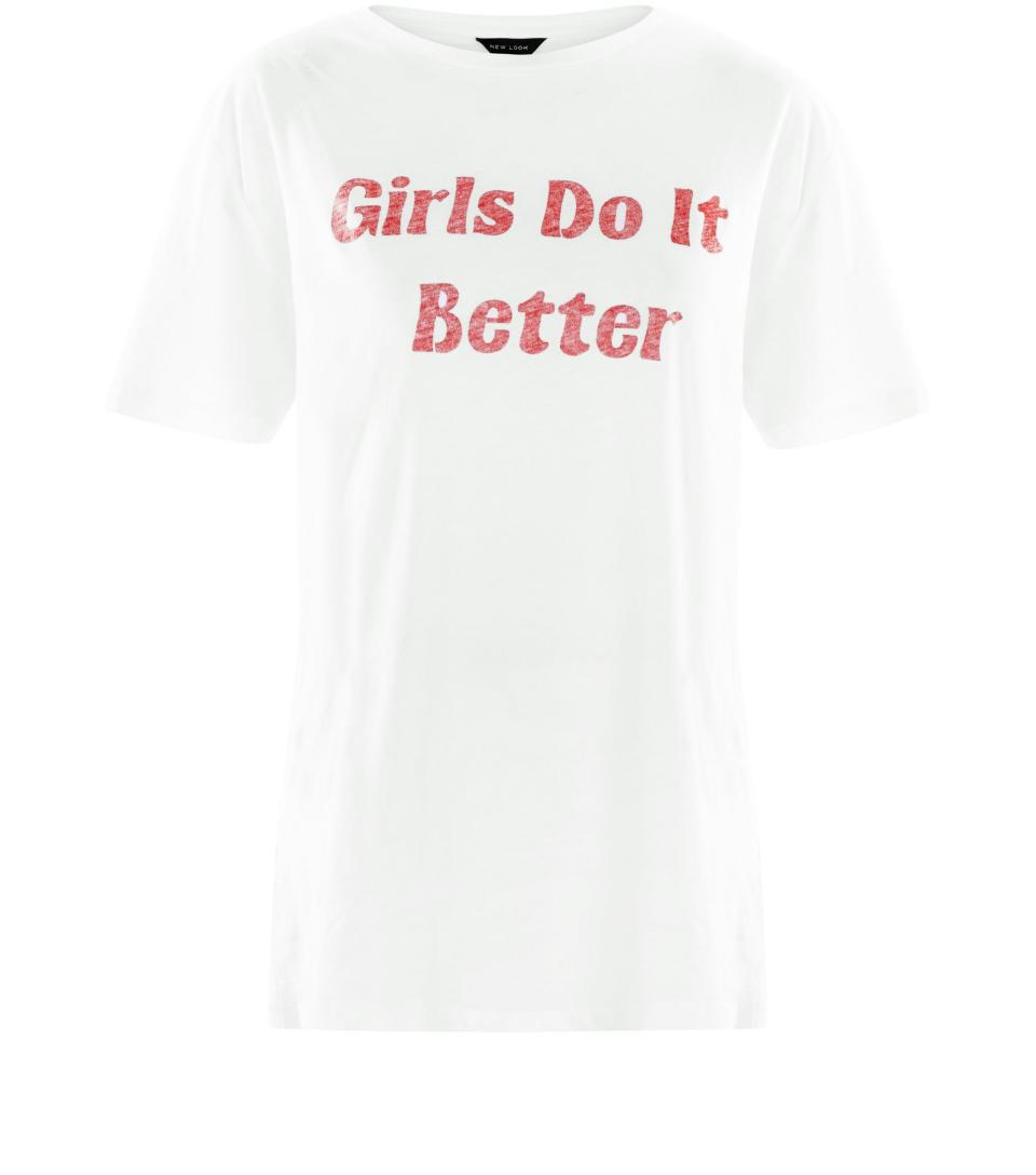 <p>White slogan T-shirt, £12.99, <a rel="nofollow noopener" href="http://www.newlook.com/shop/womens/tops/white-slogan-t-shirt-_531794010" target="_blank" data-ylk="slk:New Look;elm:context_link;itc:0;sec:content-canvas" class="link ">New Look</a></p>