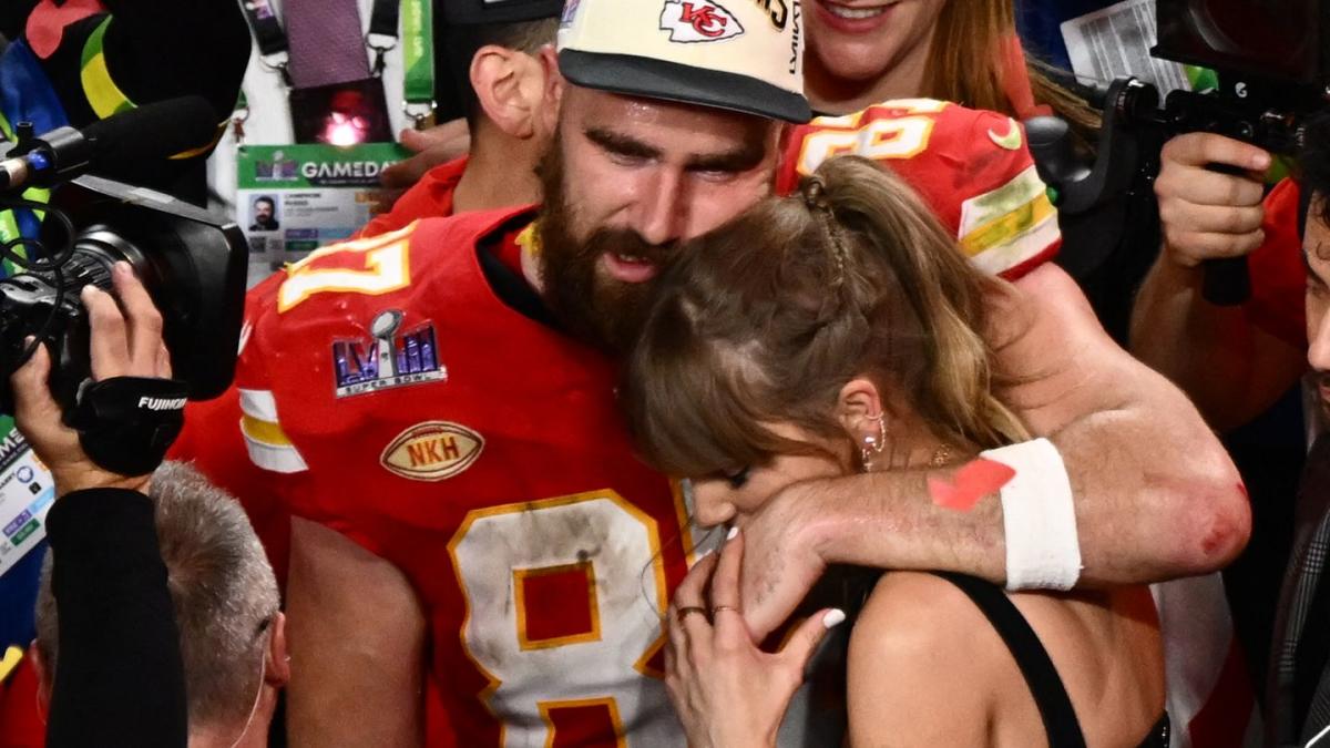 Travis Kelce Believes It's His Turn to 'Prioritize' and Support Taylor Swift  for Overseas Eras Shows