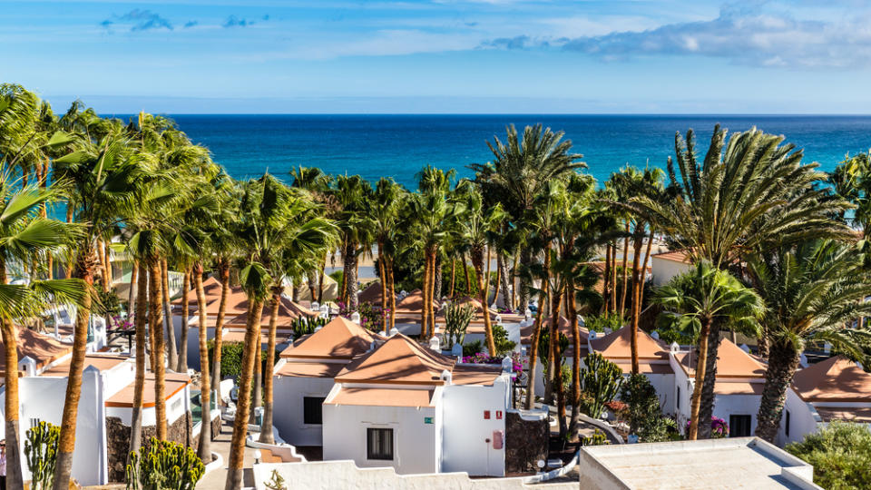 An der Costa Calma können Urlauber in den zahlreichen Luxus-Bungalows das Spätsommerwetter genießen