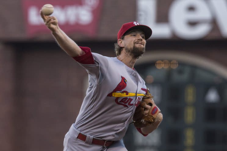 Can Mike Leake figure out his former club? (Getty Images/Andrew Burton)