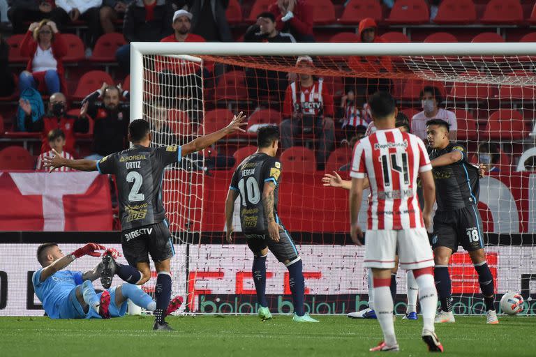 Gol de Atlético Tucumán ante Estudiantes. 20-10-2021