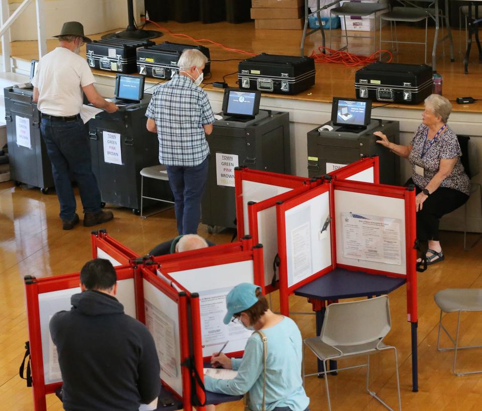 Voters went to the polls in Kennebunk June 14, 2022.