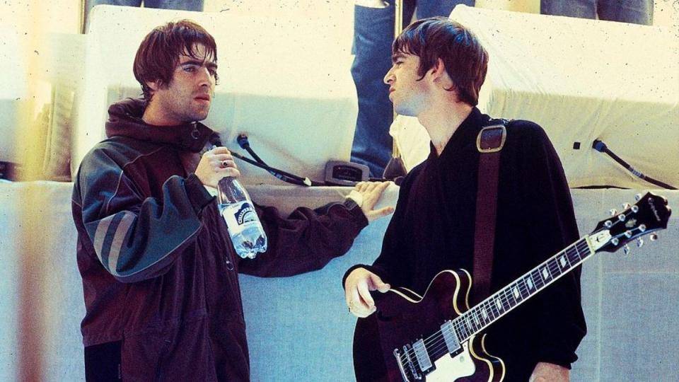 Noel Gallagher subastará guitarra que causó el final de Oasis