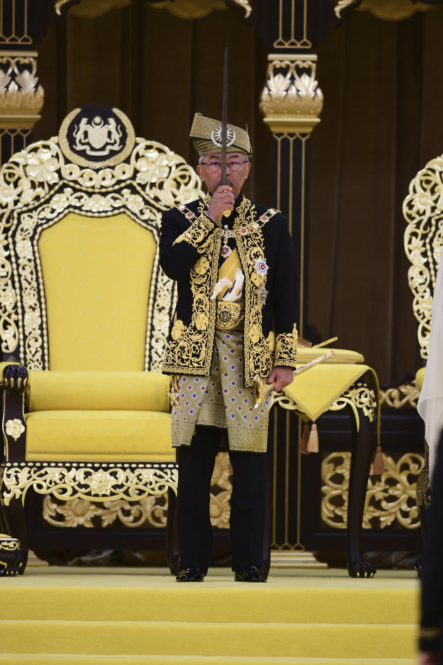 Malaysia's new King calls for unity at parliament session - Xinhua