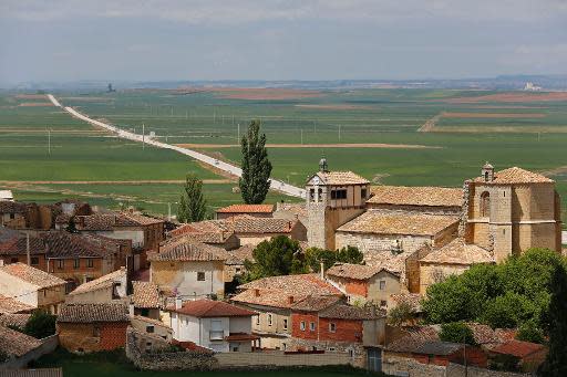 Vista del pequeño pueblo de Castrillo Matajudíos, en la provincia de Burgos, el 21 de abril de 2014 (AFP | Cesar Manso)