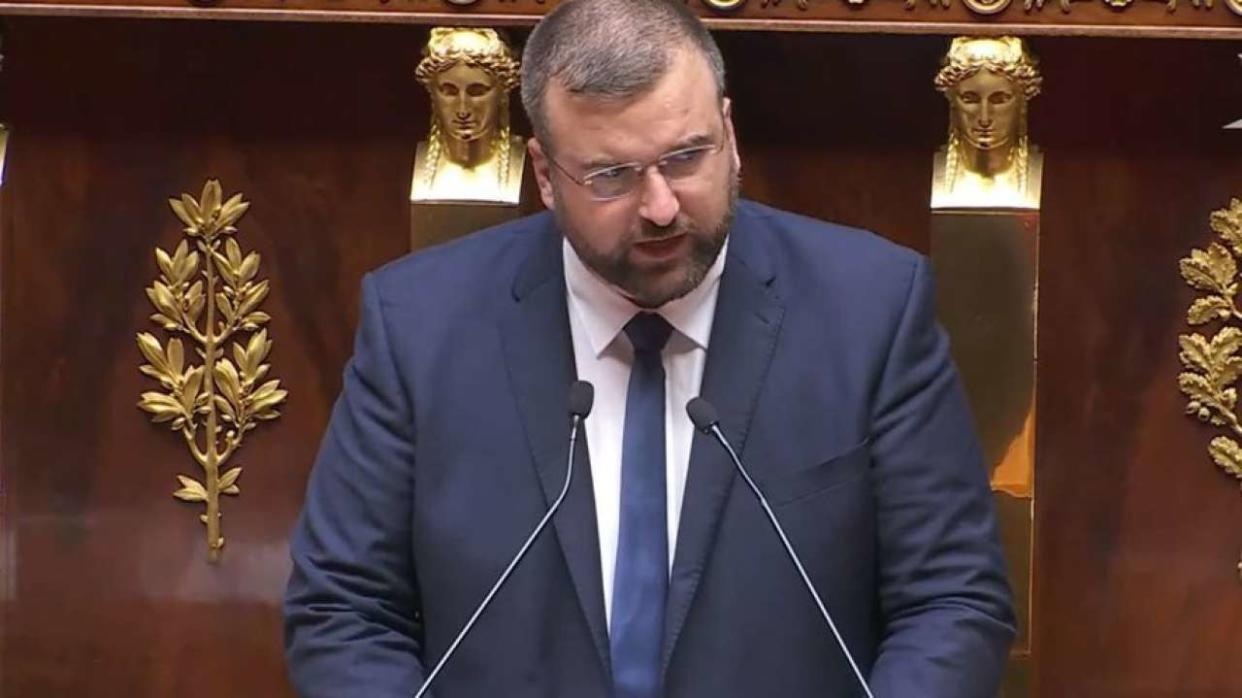 Le député RN Grégoire de Fournas est mis en cause pour avoir prononcé des propos racistes dans l’hémicycle de l’Assemblée nationale, le jeudi 3 novembre dernier.