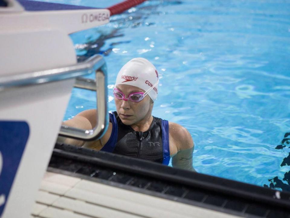 Tammy Cunnington is pictured in the pool in 2016. The multi-sport Para athlete and speaker joined CBC Sports' Player's Own Voice podcast to discuss coping with adversity and leveraging career highs. (Chris Young/The Canadian Press - image credit)