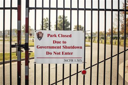 A sign at the entrance of the World War Veterans Park at Miller Field in the borough of Staten Island is seen in New York, October 4, 2013. . REUTERS/Shannon Stapleton/Files