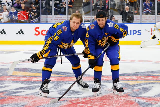 <p> Bruce Bennett/Getty </p> William Nylander #88 of the Toronto Maple Leafs and celebrity captain Justin Bieber of Team Matthews poses for a photo prior to the 2024 Honda NHL All-Star Game on Feb. 03, 2024 in Toronto