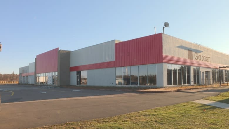 Residents sad to see former Home Hardware in Stratford sit empty