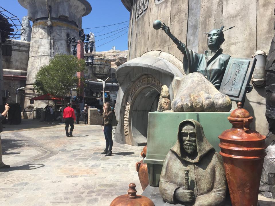 A street scene at Star Wars: Galaxy's Edge at Disneyland.&nbsp;