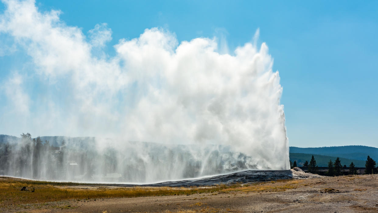  Old Faithful erupting at Yellowstone National Park 