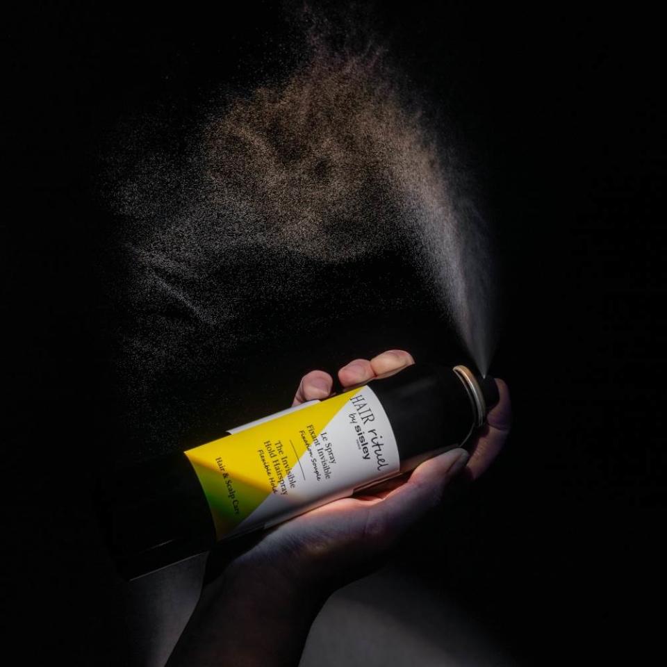 Hair Rituel by Sisley 賦活重升空氣感造型噴霧250ml、售價2900元。圖片來源：Hair Rituel by Sisley