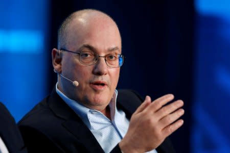 FILE PHOTO: Steven Cohen, Chairman and CEO of Point72 Asset Management, speaks at the Milken Institute Global Conference in Beverly Hills, California, U.S., May 2, 2016.  REUTERS/Lucy Nicholson/File Photo