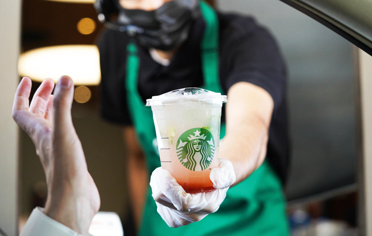 19 Ridiculous Custom Starbucks Orders