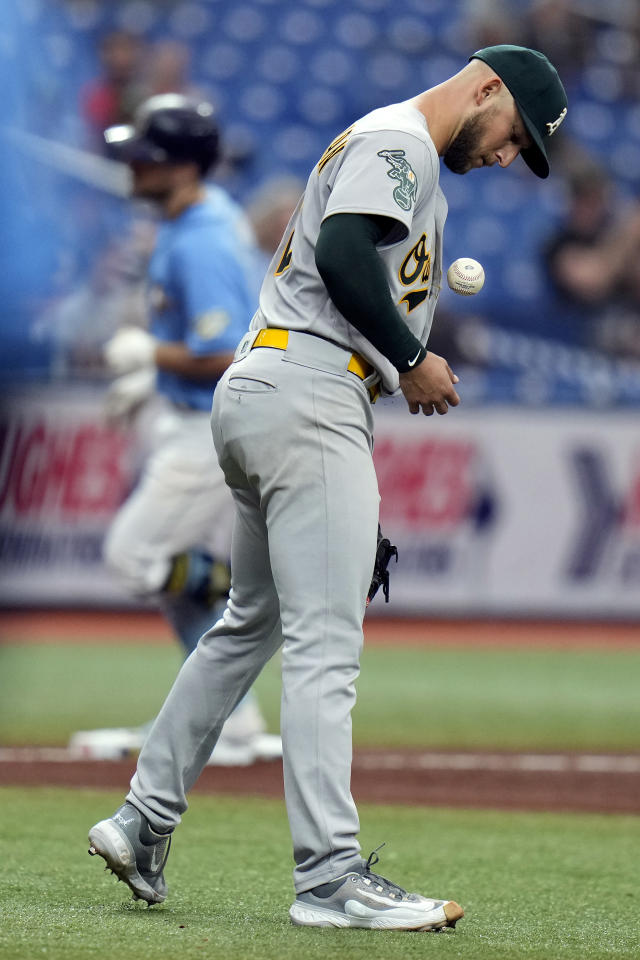 WATCH: Third Baseman Isaac Paredes Hits Grand Slam For Tampa Bay Rays  Against Oakland - Fastball