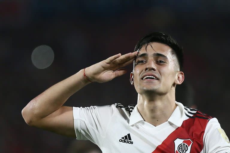 Pablo Solari marcó un doblete para que River revierta el resultado ante Inter de Porto Alegre