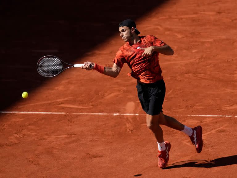 Francisco Cerúndolo es uno de los argentinos que accedió a octavos de final de Roland Garros