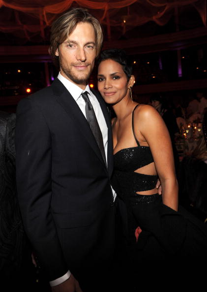 En 2006 ella comenzó un noviazgo con el modelo canadiense Gabriel Aubry, el padre de su hija Nahla.