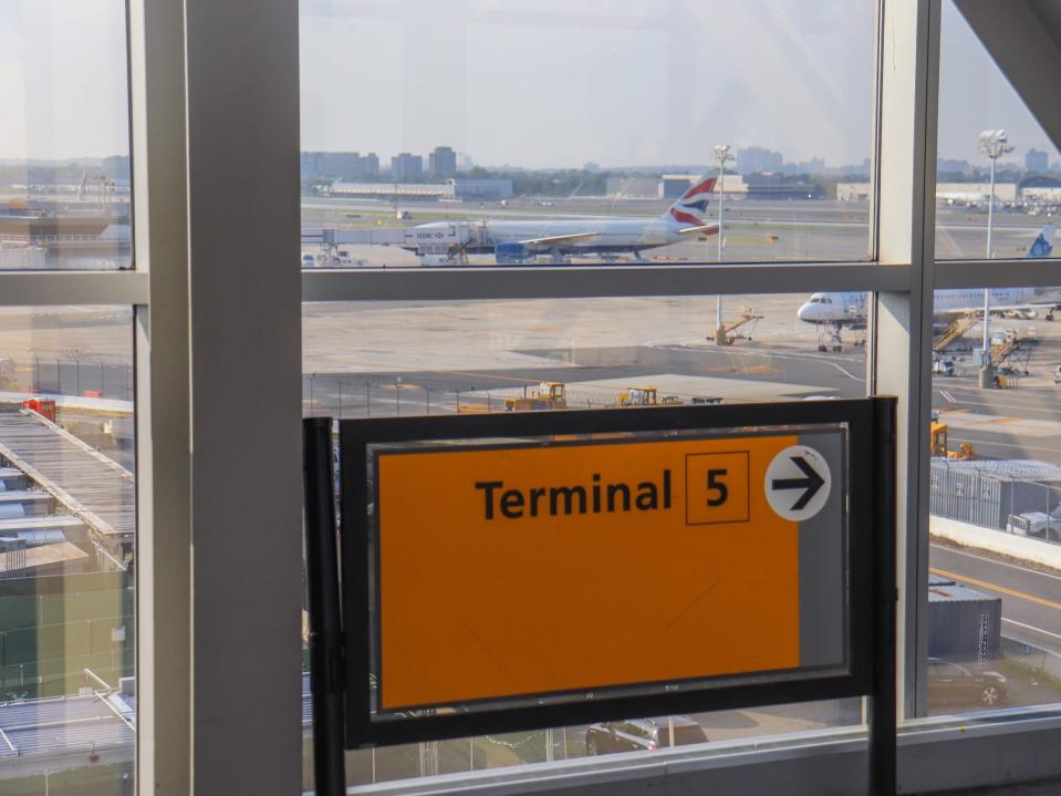 Flying JetBlue Airways from New York to London - JetBlue Airways London Inaugural Flight