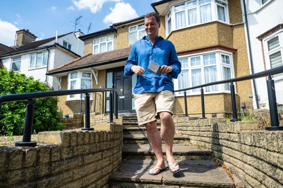 Conservative candidate Alex Deane pictured campaigning in the constituency of Finchley and Golders Green (Daniel Hambury/Stella Pictures Ltd)