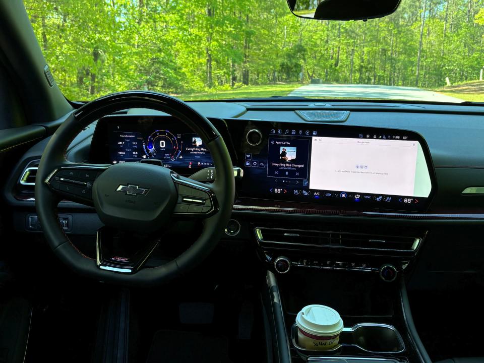 The 2024 Chevrolet Traverse has a 17.7-inch touch screen.