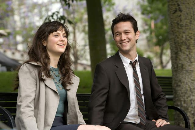 Everett Collection Zooey Deschanel and Joseph Gordon-Levitt in '(500) Days of Summer'