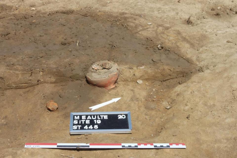 A vase was also left at the feet of the deceased, experts said.