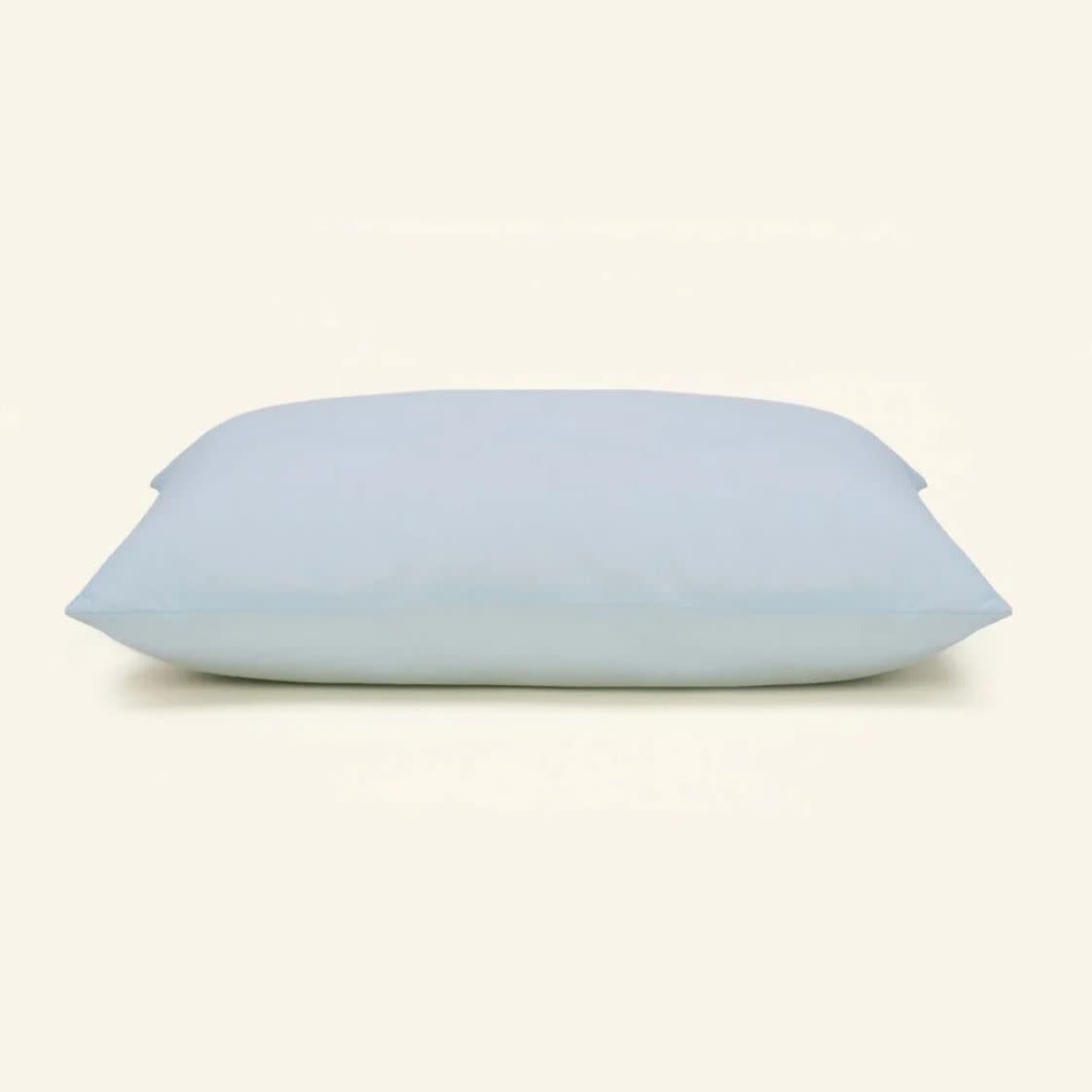 <p><a href="https://go.redirectingat.com?id=74968X1596630&url=https%3A%2F%2Fwww.slumbercloud.com%2Fproducts%2Fultracool-pillow&sref=https%3A%2F%2Fwww.womenshealthmag.com%2Flife%2Fg60268410%2Fbest-pillow-for-side-sleeper%2F" rel="nofollow noopener" target="_blank" data-ylk="slk:Shop Now;elm:context_link;itc:0;sec:content-canvas" class="link rapid-noclick-resp">Shop Now</a></p><p>UltraCool Pillow (Medium/Firm)</p><p>slumbercloud.com</p><p>$69.00</p><span class="copyright">Courtesy of Retailer</span>