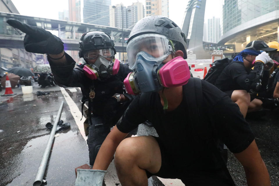 Demonstrators have a discussion during a clash with riot police during an anti-extradition protest in Hong Kong, China August 25, 2019. REUTERS/Ann Wang (Photo: Ann Wang / Reuters)