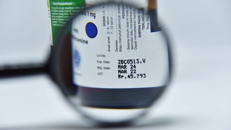 expiration date on pill bottle
