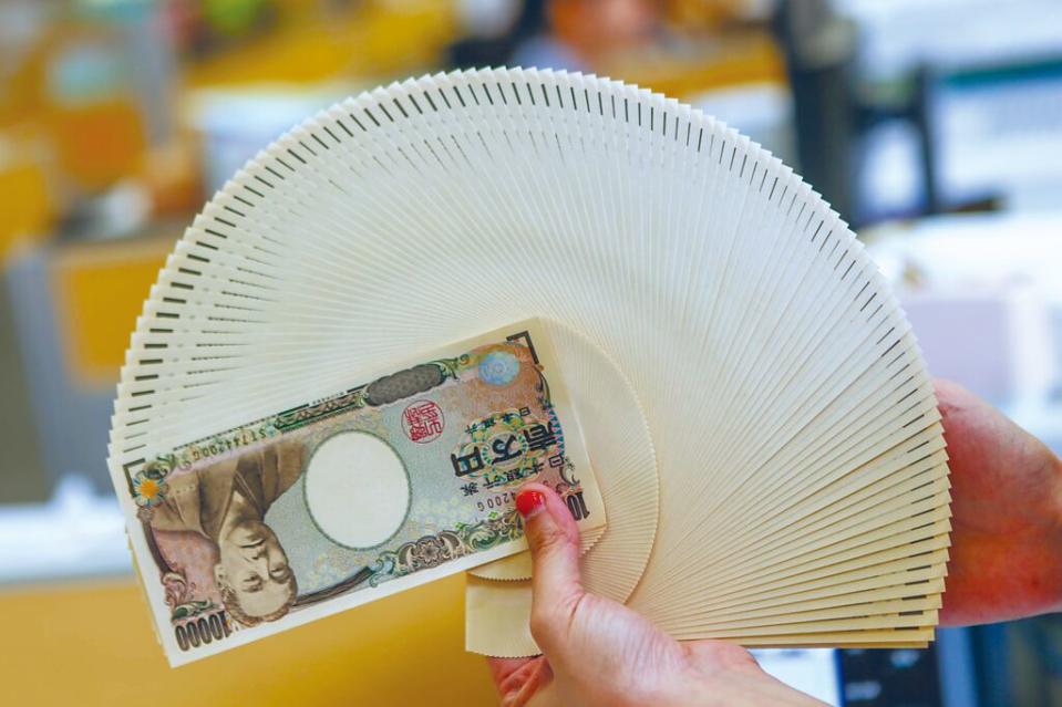 日圓匯率最低一度貶破150日圓，但長期觀察發現，日圓貶值有利日股。圖／本報資料照片