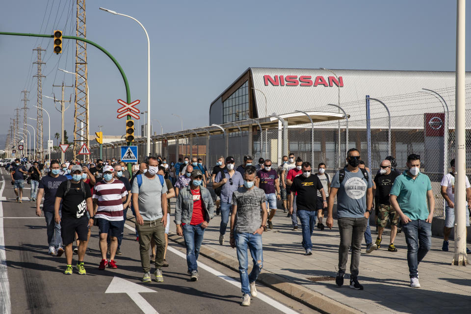 Protests of the workers affected by the close of Nissan car plant in Barcelona with more than 3000 direct employees, in Barcelona, on May 28, 2020. (Photo by Xavier Bonilla/NurPhoto via Getty Images)