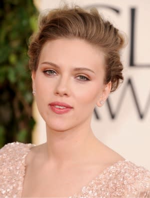 Report: Scarlett Johansson's Dad Collapses