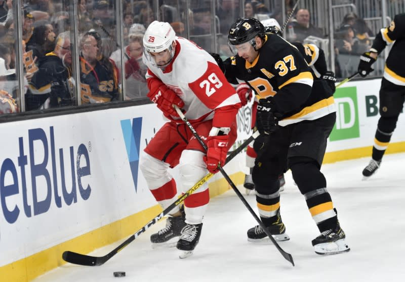 NHL: Detroit Red Wings at Boston Bruins