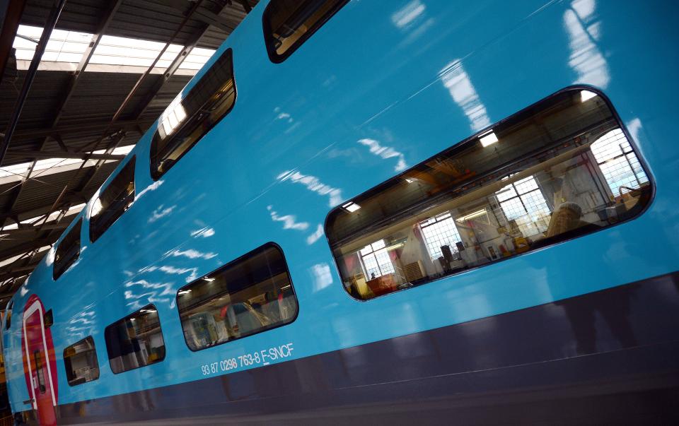 FOTOS Así son los trenes de alta velocidad de dos pisos que ofrecen viajes de Madrid a