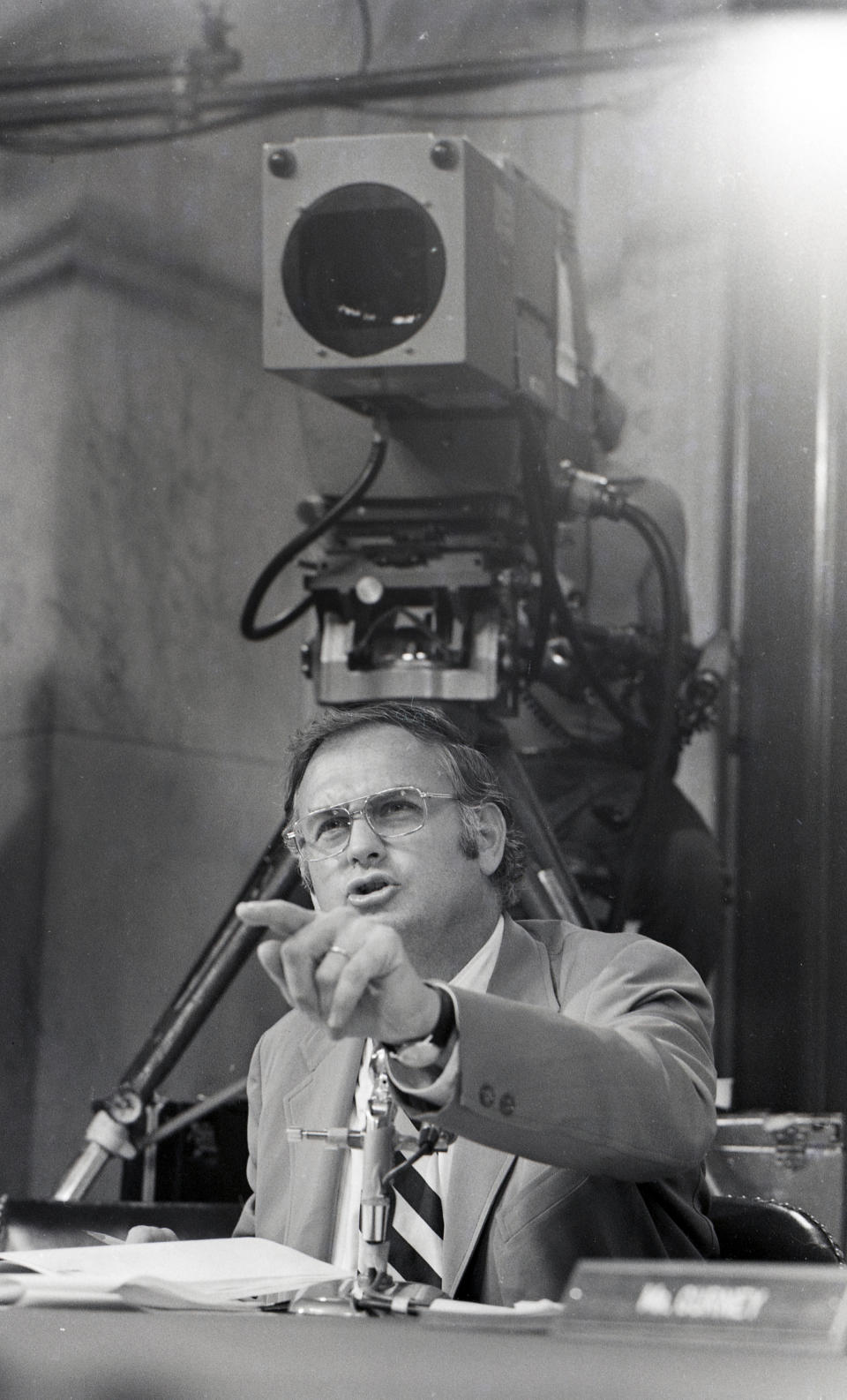 FILE - Sen. Lowell Weicker, R-Conn., questions John D. Ehrlichman, former assistant to President Nixon during Ehrlichman's fourth day before the Senate Watergate Committee in Washinton, DC, on July 28, 1973. Weicker, a Republican U.S. senator who tussled with his own party during the Watergate hearings, championed legislation to protect people with disabilities and later was elected Connecticut governor as an independent, died Wednesday, June 28, 2023, at a hospital in Middletown, Conn., after a short illness. He was 92. AP Photo/File)