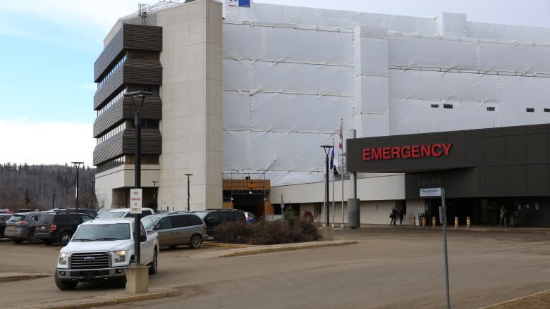 Judge urges AHS to move quickly to build helipad at Fort McMurray hospital