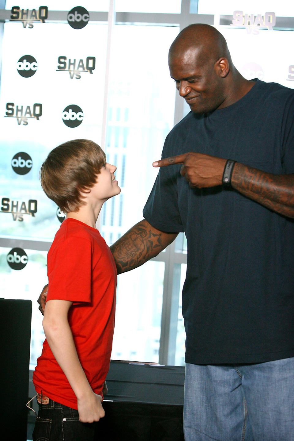 Justin Bieber and Shaquille O’Neal (Photo: Jacob Langston/Orlando Sentinel/MCT)
