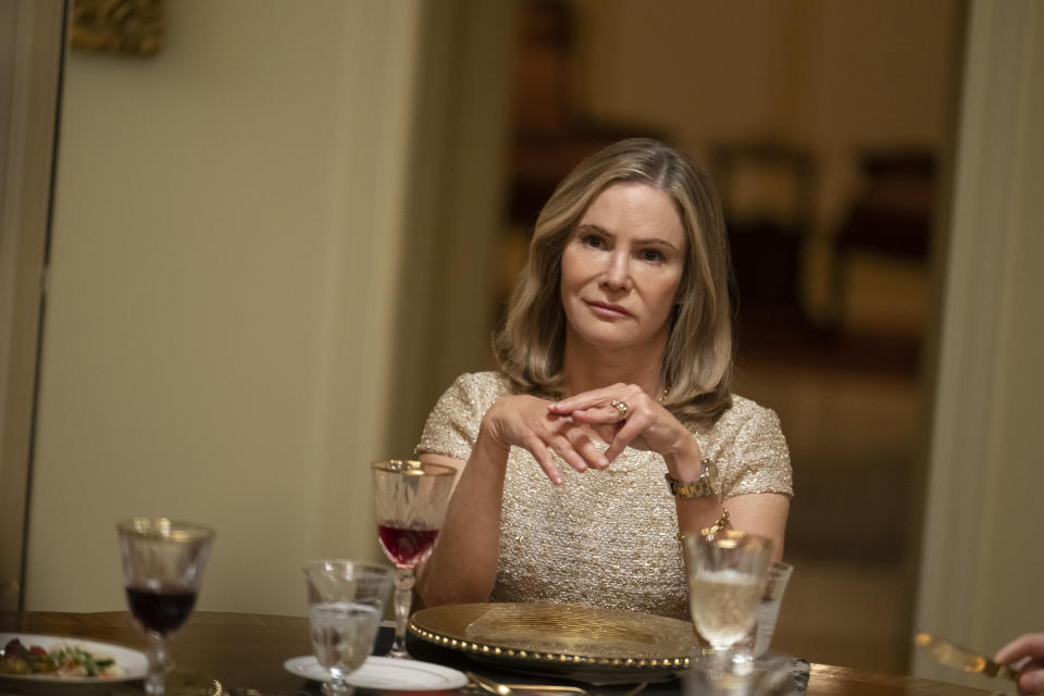Jennifer Jason Leigh stars as Dotty's disapproving mother in law in Fargo season 5. (Prime Video)