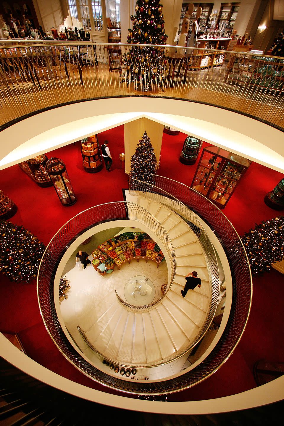 9) Fortnum & Mason goes all out for the holidays.