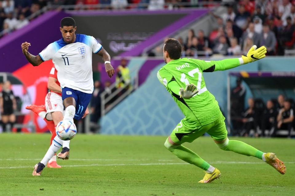 Marcus Rashford in on goal (Getty)