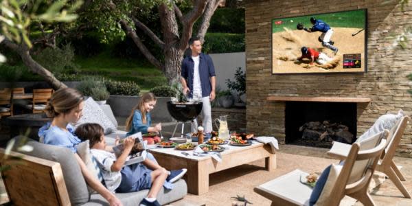 The Terrace es la Smart Tv perfecta para tus exteriores