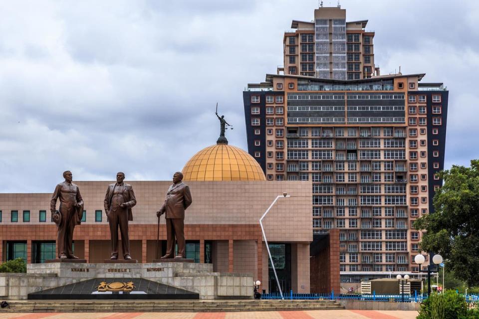 En Botswana aún queda mucho trabajo por hacer para combatir la corrupción y lo más importante bajar los índices de VIH, una de las tasas más altas en el mundo. (Foto: cortesía La Nación).