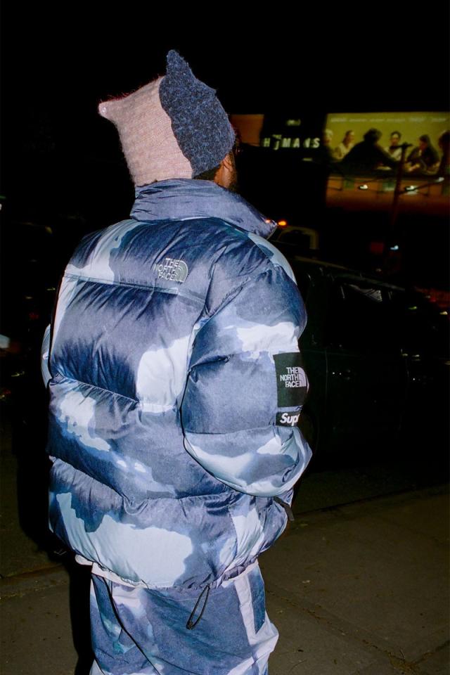 Puffer jacket The North Face Supreme x Paper Print TNF Nuptse