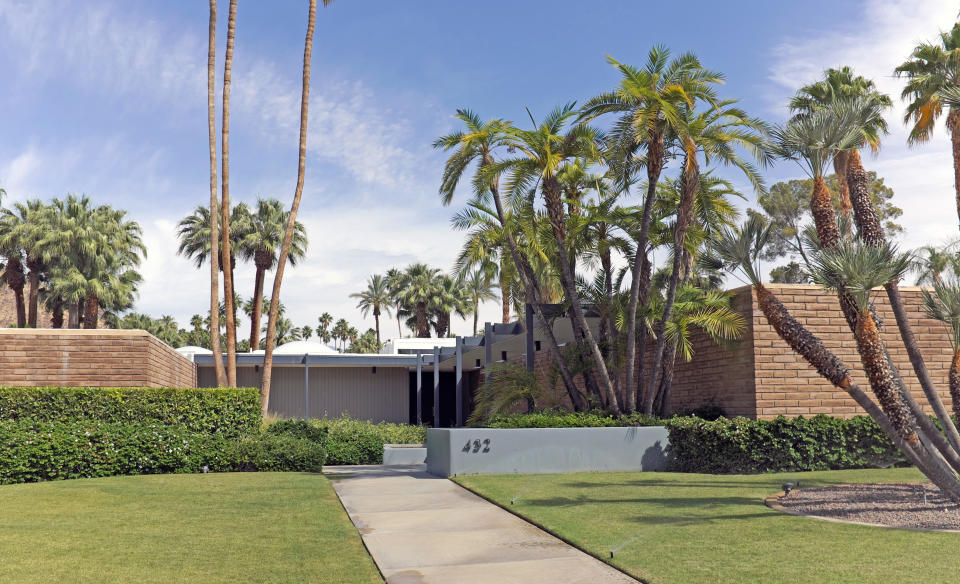 Leonardo DiCaprio's Palm Springs estate is available as a vacation rental starting at $3,750 per night.