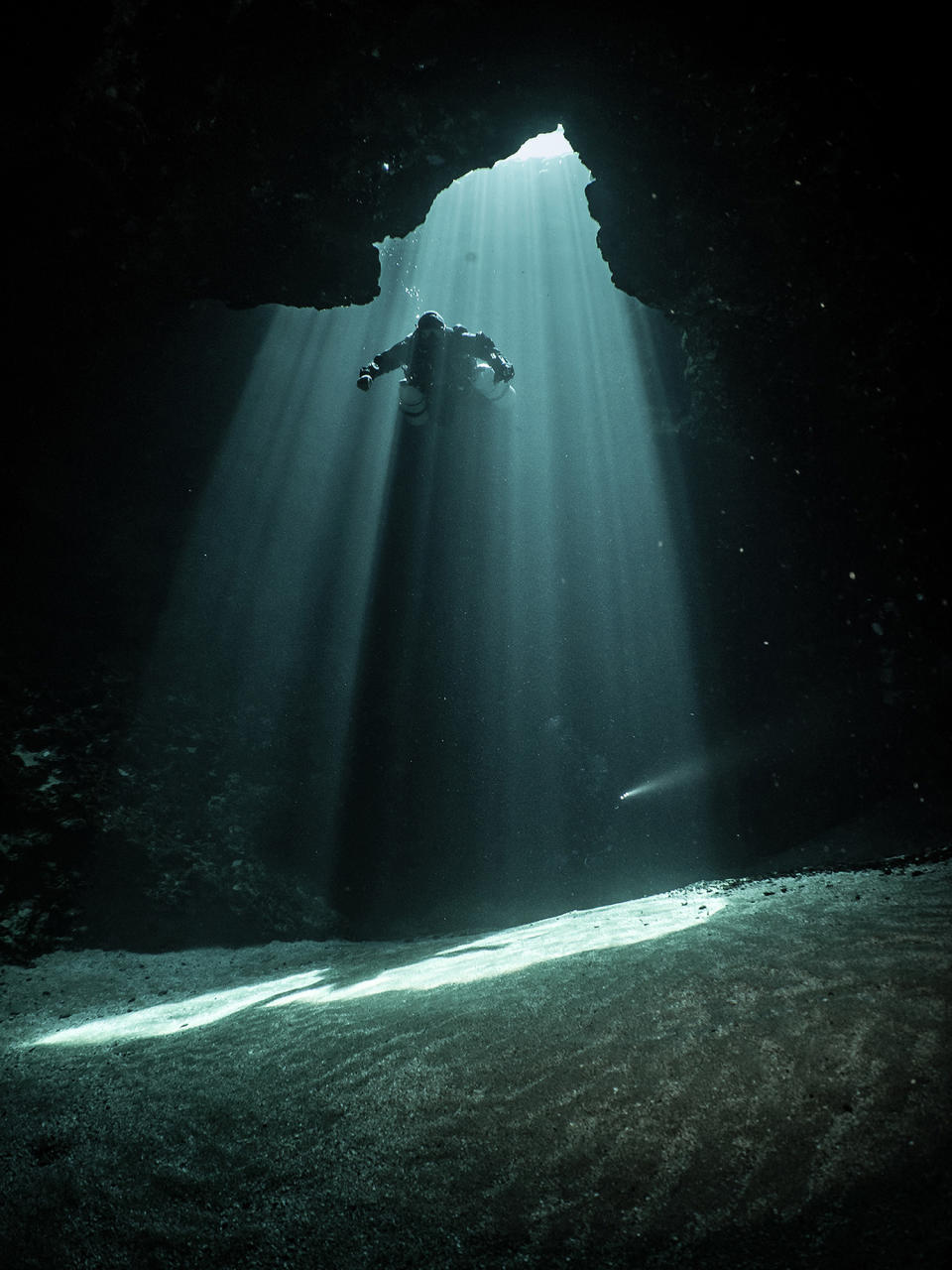 Awe-inspiring collection celebrates world’s best caving photography