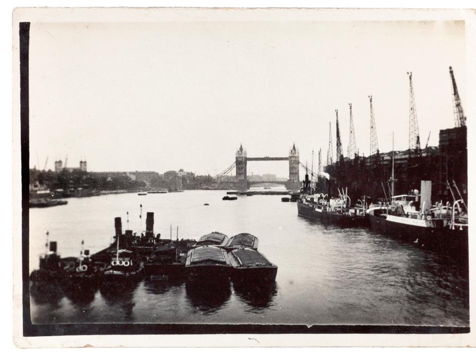 thames river 1920