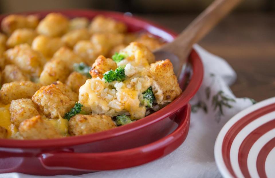 Cheese Broccoli Tater-Topped Casserole