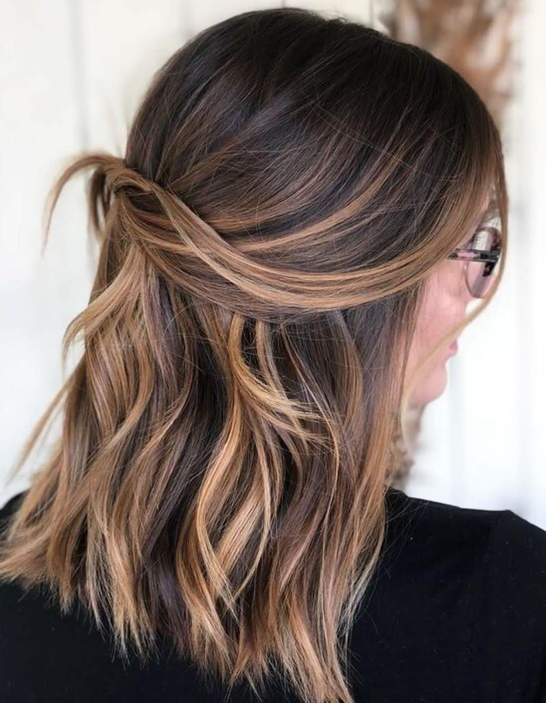 Cheveux bruns mocha melt